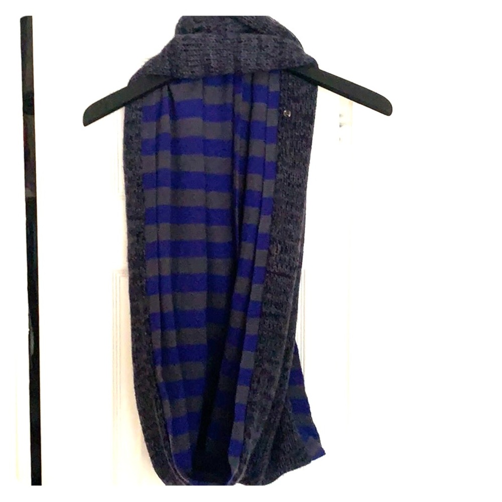 Lululemon scarf